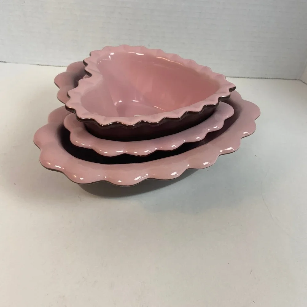 Chantal Pink Heart Ramekin Baker Set 3pc Scalloped Ceramic 93-HBP11 93-HBP15